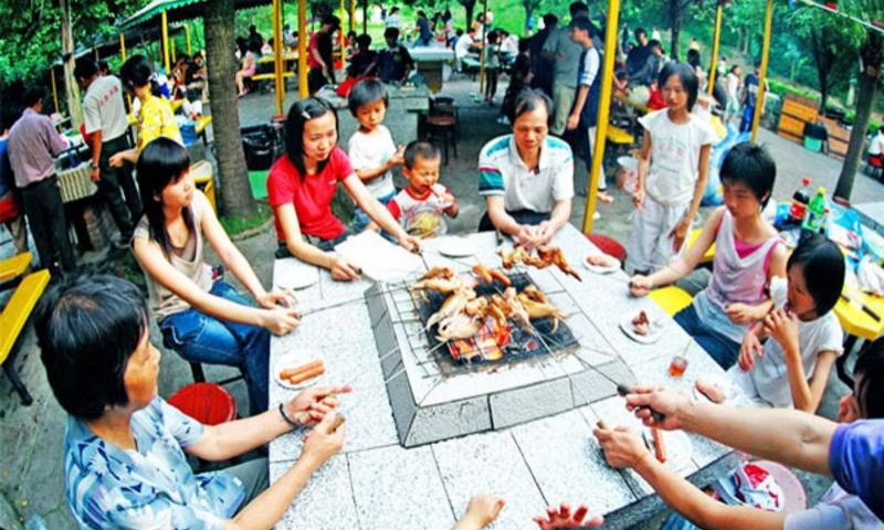 春日野炊烧烤踏青之旅已上线！这地方也太适合户外野炊烧烤团建了吧～ag九游会登录j9入口(图1)